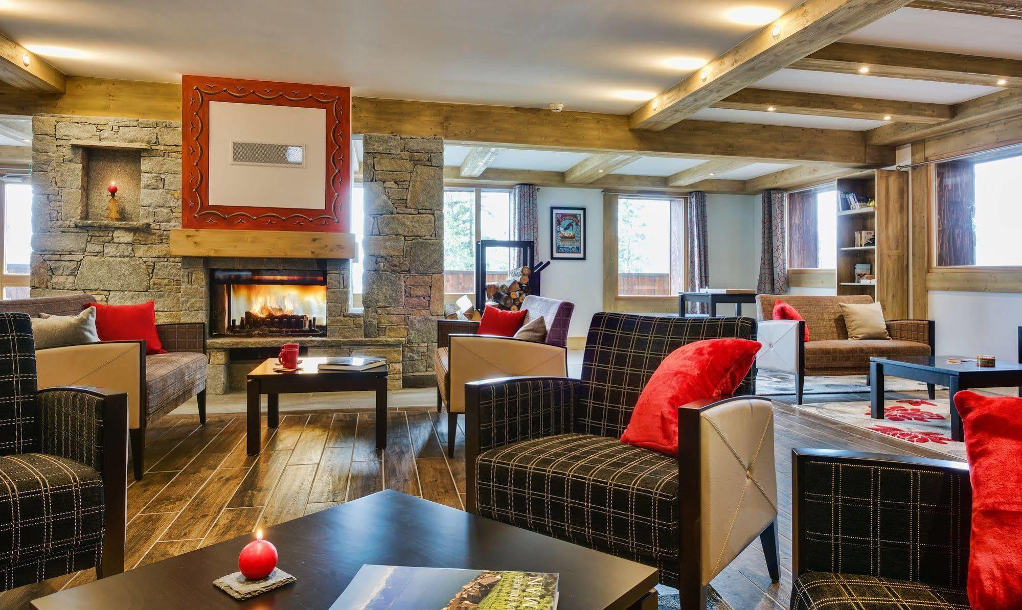 Cgh Residences & Spas Chalet Les Marmottons La Rosiere  Bagian luar foto